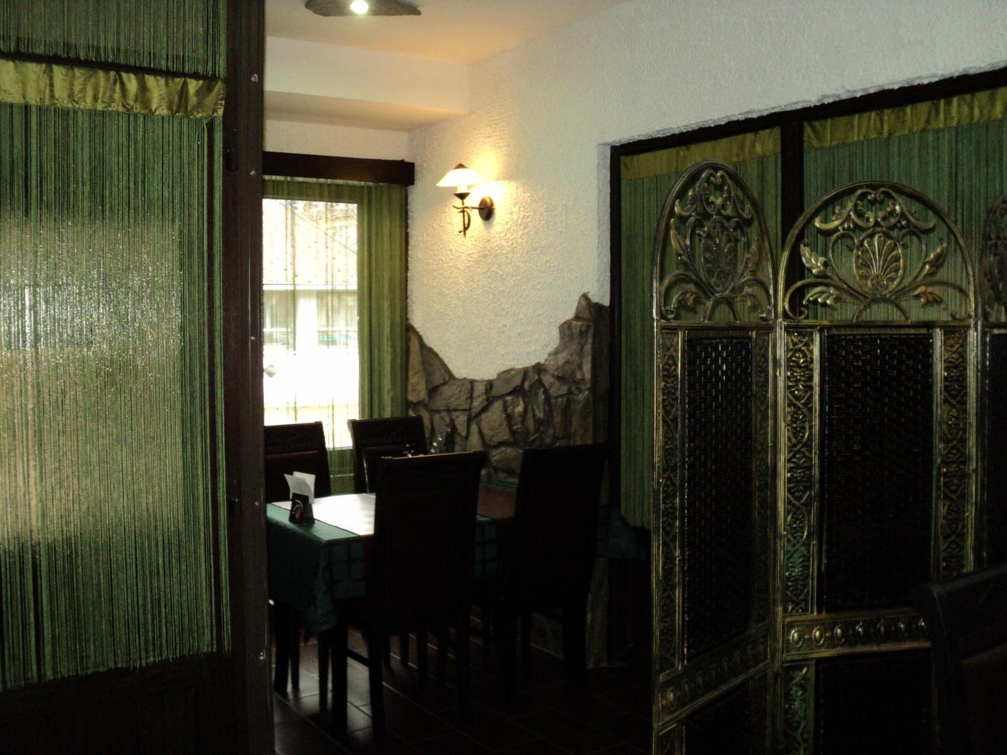 Kovacs Hotel Superior Vasarosnameny Bagian luar foto
