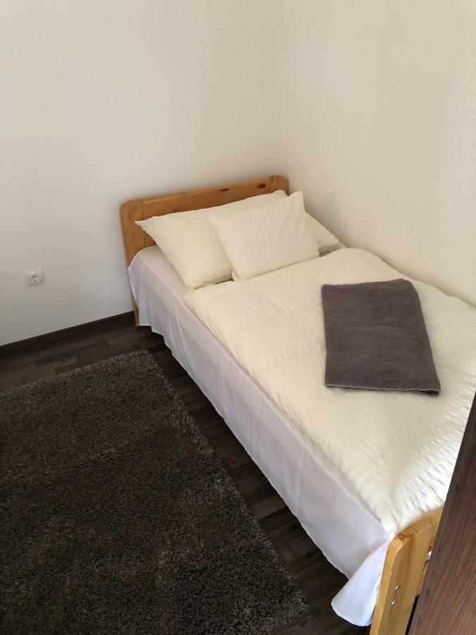 Kovacs Hotel Superior Vasarosnameny Bagian luar foto